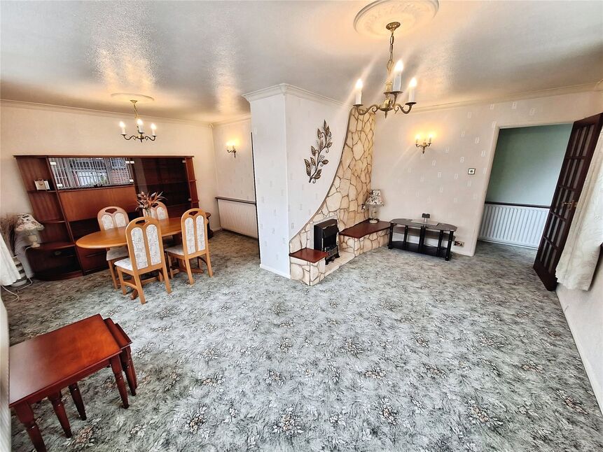 Lounge / Dining Room