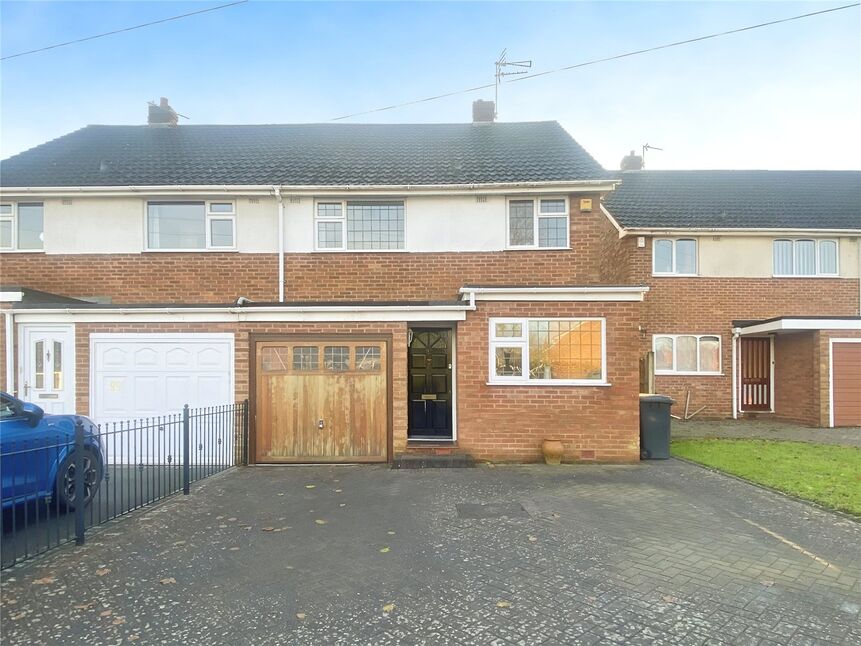 Main image of 3 bedroom Semi Detached House for sale, Rutland Avenue, Nuneaton, Warwickshire, CV10