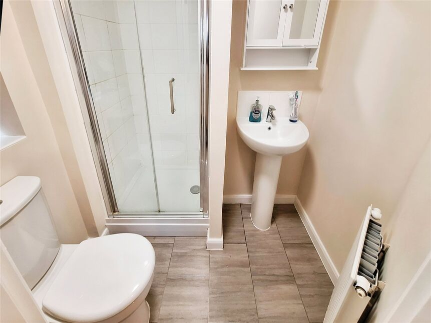 En-Suite Shower Wc