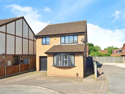 Clovelly Way, 4 bedroom Detached House for sale, £310,000