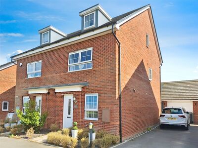 4 bedroom Semi Detached House for sale