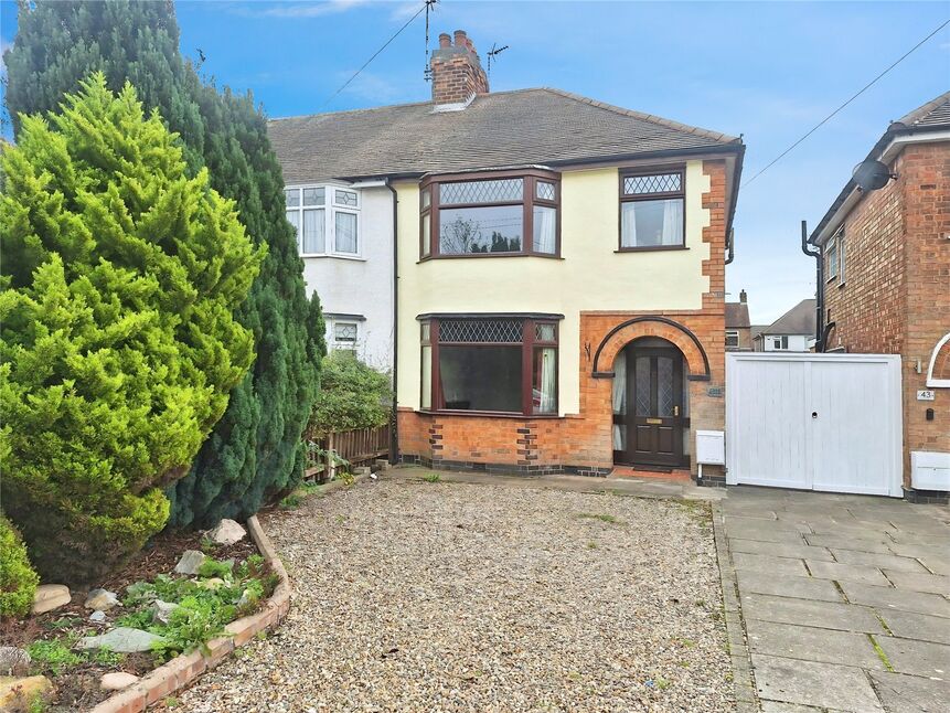 Main image of 3 bedroom Semi Detached House for sale, Shanklin Drive, Nuneaton, Warwickshire, CV10