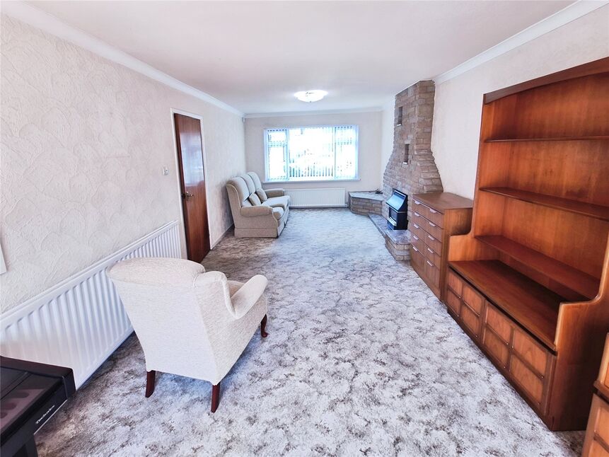 Lounge / Dining Room