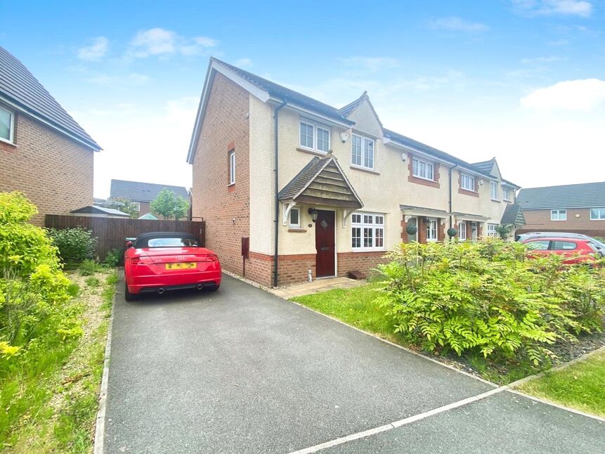 Main image of 3 bedroom End Terrace House to rent, Carra Close, Nuneaton, Warwickshire, CV10