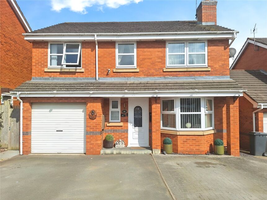 Main image of 5 bedroom Detached House for sale, Kiln Close, Nuneaton, Warwickshire, CV10