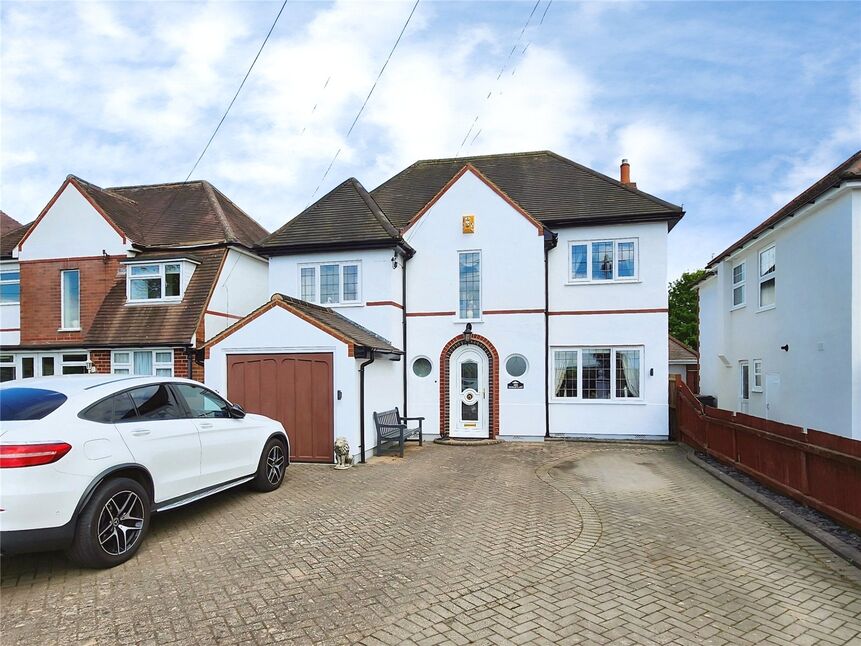 4 bedroom Detached House for sale