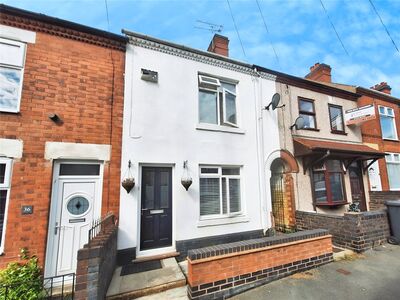 3 bedroom Mid Terrace House for sale