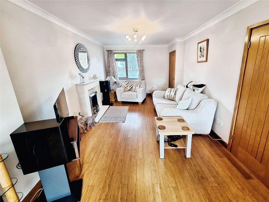 Lounge / Dining Room