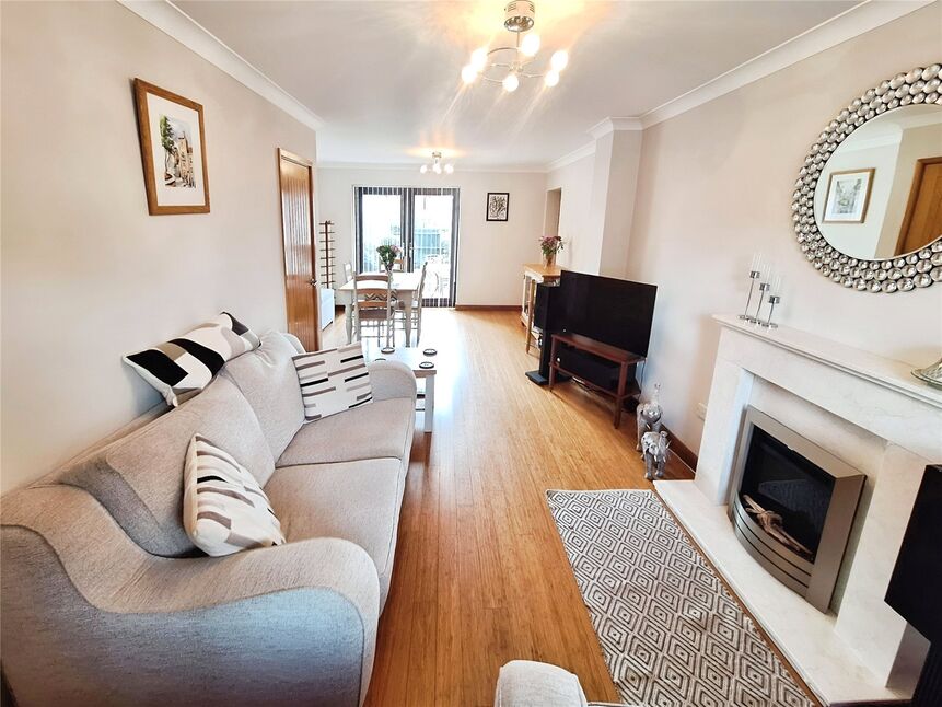 Lounge / Dining Room