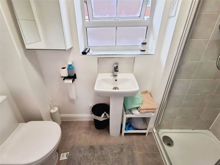 En-Suite Shower Wc