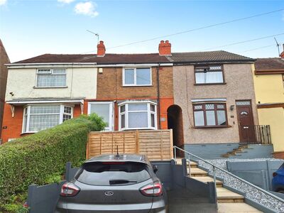 Bucks Hill, 2 bedroom Mid Terrace House for sale, £185,000