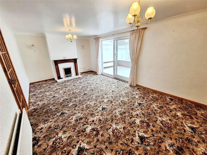 Lounge / Dining Room