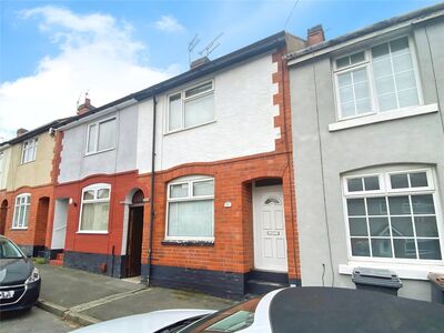 2 bedroom Mid Terrace House to rent