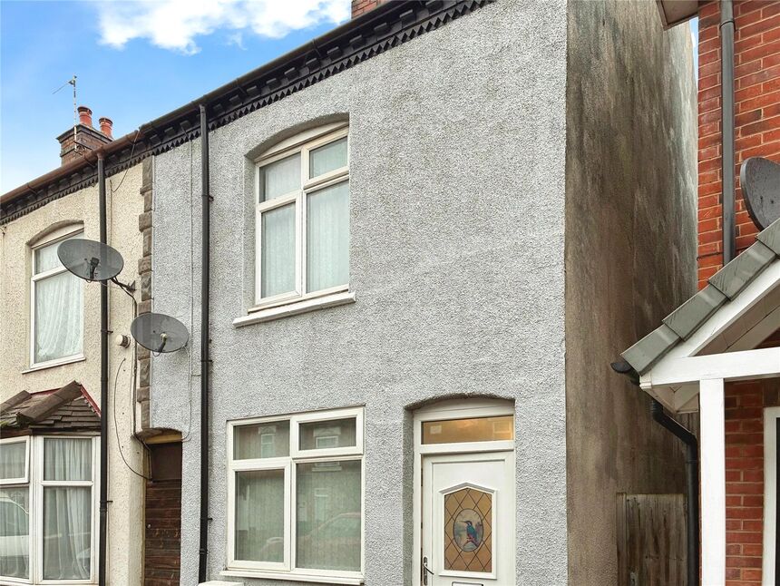 Main image of Mid Terrace Room to rent, Haunchwood Road, Nuneaton, Warwickshire, CV10