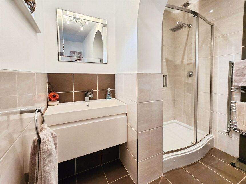 En-Suite Shower