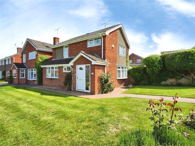 Willowfields Road, 3 bedroom Detached House for sale, &pound;335,000
