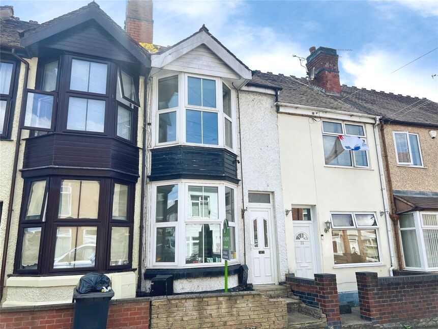 3 bedroom Mid Terrace House for sale