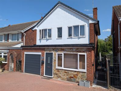 3 bedroom Detached House to rent