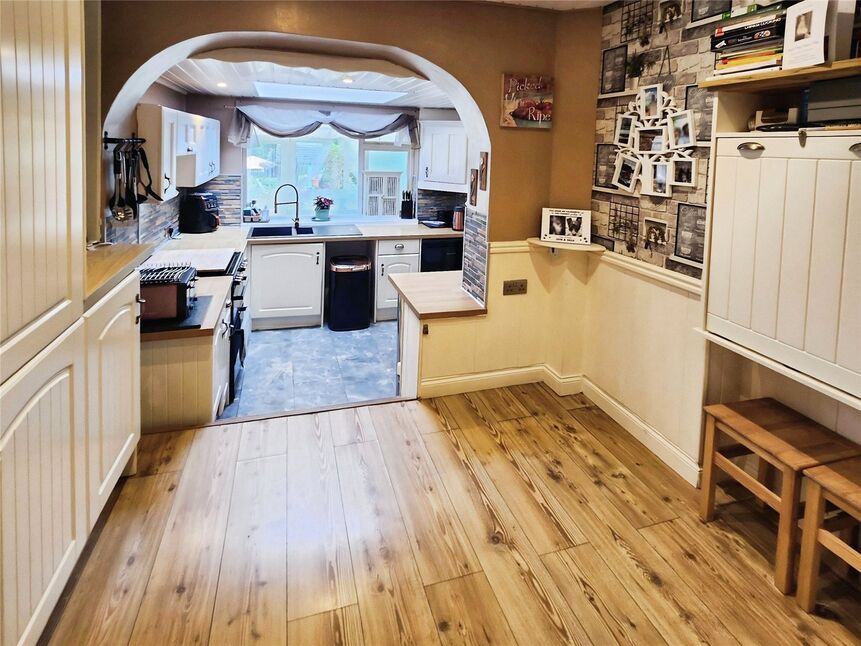 Breakfast Room