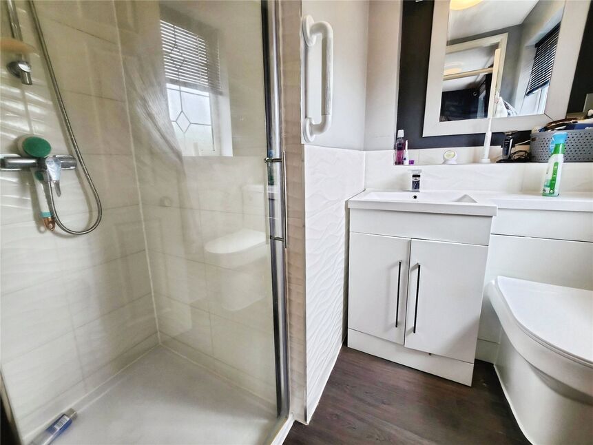 En-Suite Shower
