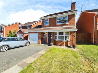 3 bedroom Detached House for sale