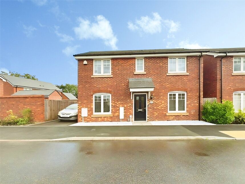 Main image of 3 bedroom Detached House for sale, Cabinhill Road, Nuneaton, Warwickshire, CV10
