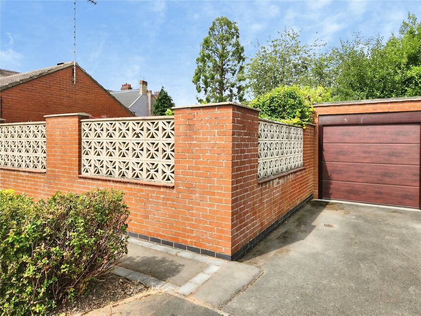 Detached Garage