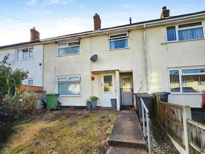 3 bedroom Mid Terrace House for sale