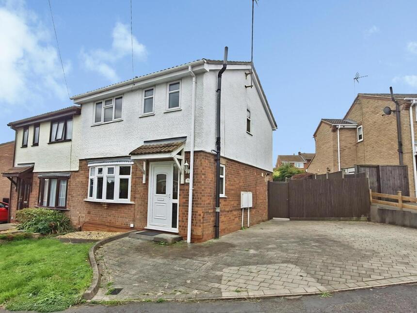 Main image of 3 bedroom Semi Detached House for sale, Frensham Drive, Nuneaton, Warwickshire, CV10