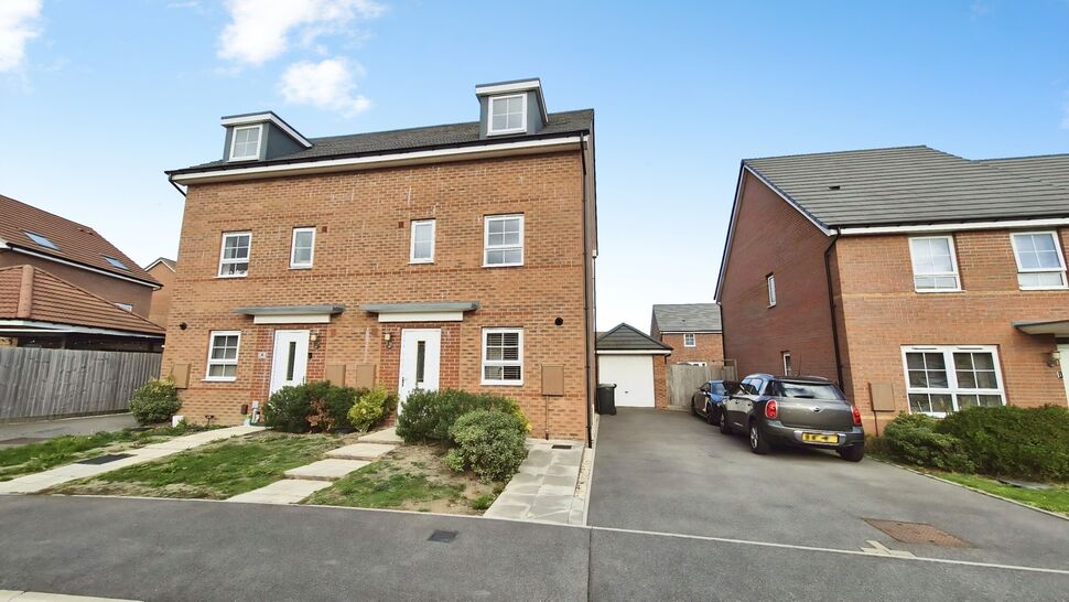 Main image of 4 bedroom Semi Detached House to rent, Spinning Wheel Drive, Nuneaton, Warwickshire, CV11