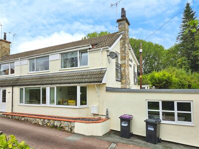 Rhoswiel weston Rhyn, 3 bedroom End Terrace House to rent, £1,100 pcm