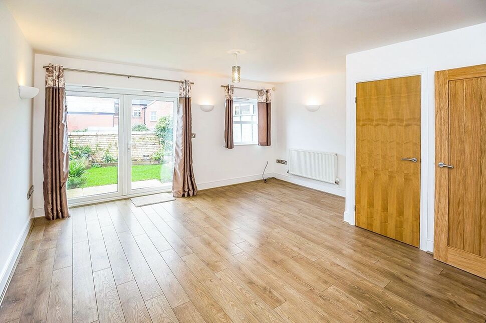 Living Room / Dining Room