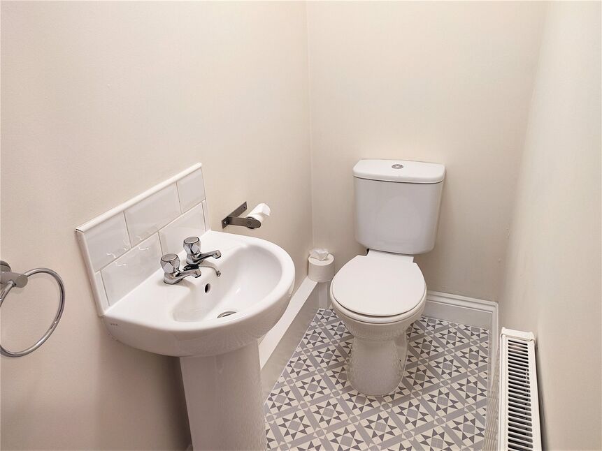 Cloakroom / WC