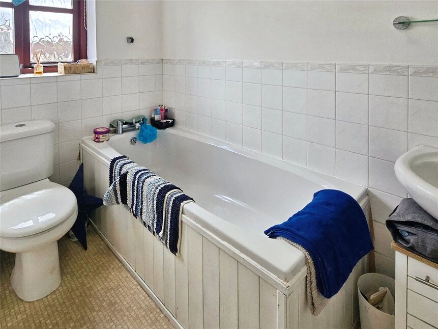 Bathroom / WC
