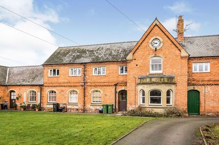 Burma Road, 2 bedroom  Flat to rent, £675 pcm