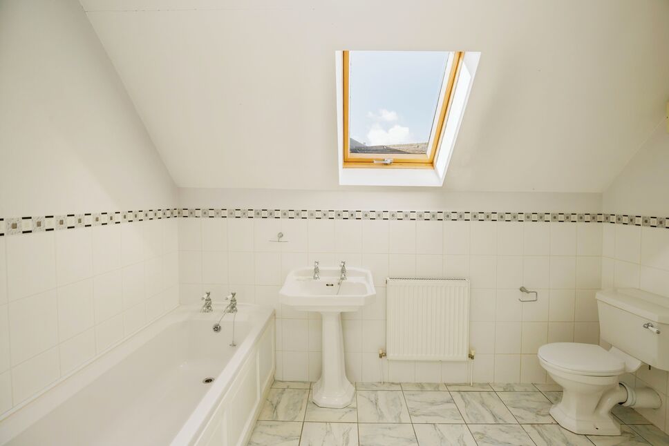 Bath / Shower Room