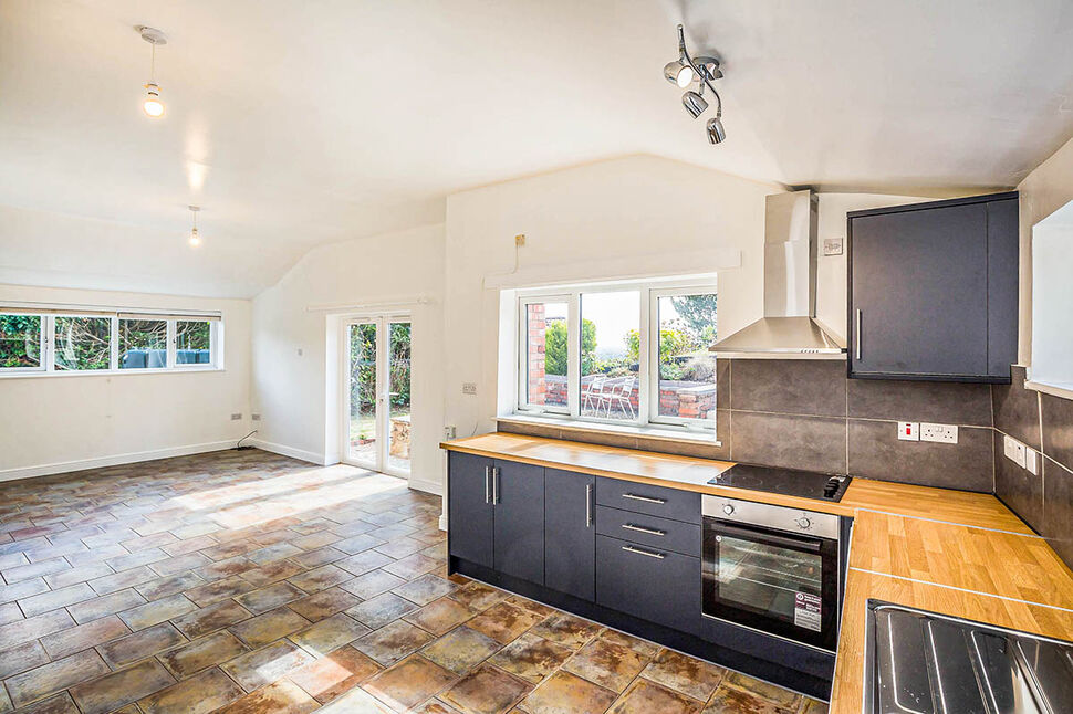 Living Room / Kitchen