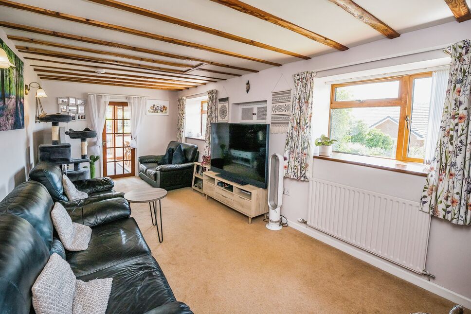 2 bedroom Detached House for sale, PorthyWaen, Oswestry, SY10 £300,000