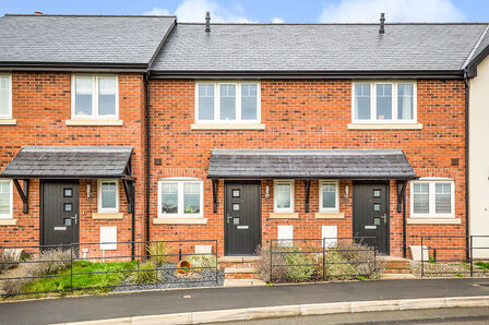 2 bedroom Mid Terrace House to rent