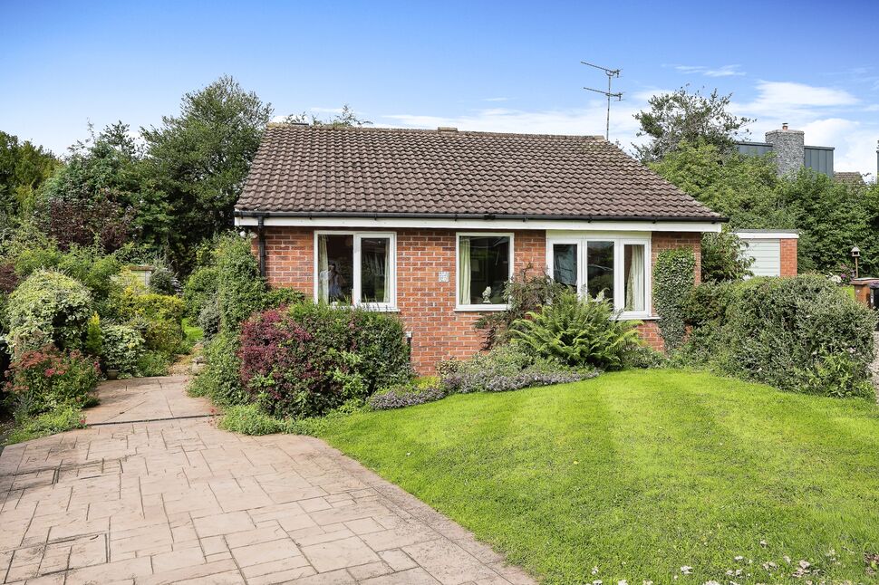 Main image of 3 bedroom Detached Bungalow for sale, Middleton Close, Oswestry, Shropshire, SY11