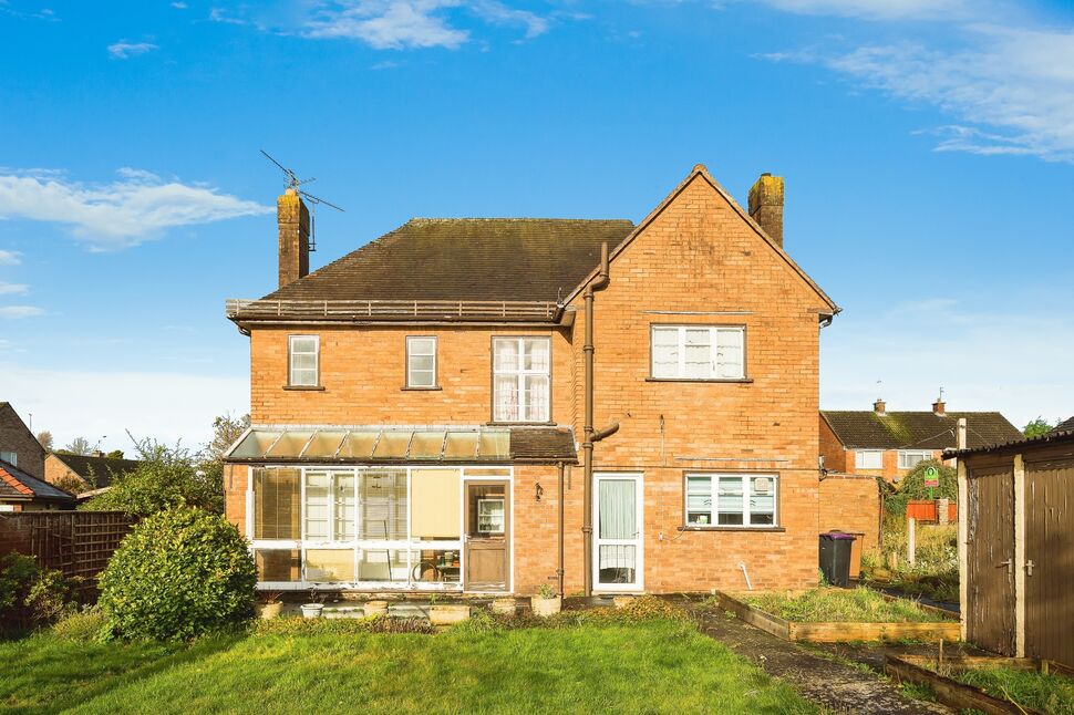 4 bedroom Detached House for sale, Cabin Lane, Oswestry, SY11 £265,000