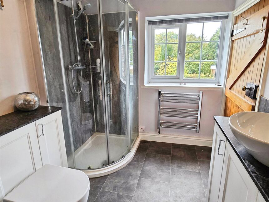 Bath / Shower Room