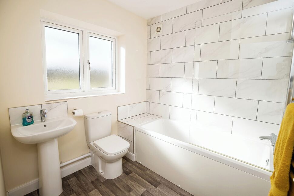 Bath / Shower Room