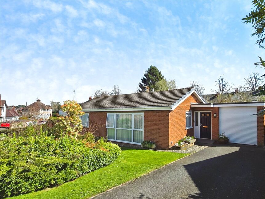 2 bedroom Detached Bungalow for sale