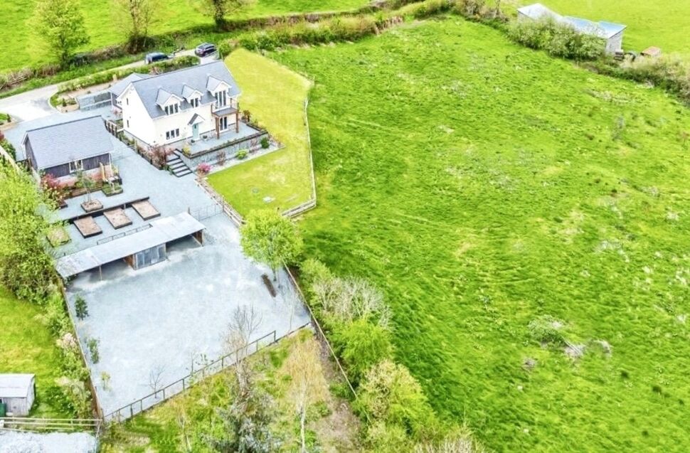 Main image of 4 bedroom Detached House for sale, Pentirvin, Minsterley, Shropshire, SY5