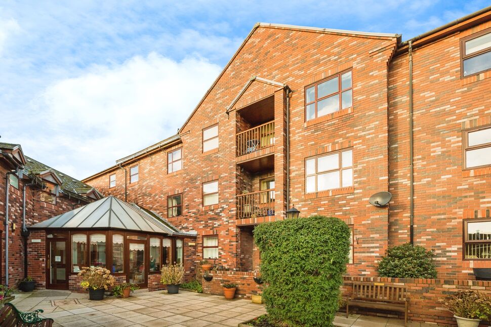 Main image of 2 bedroom Flat for sale, Regent Court, Roft Street, Shropshire, SY11