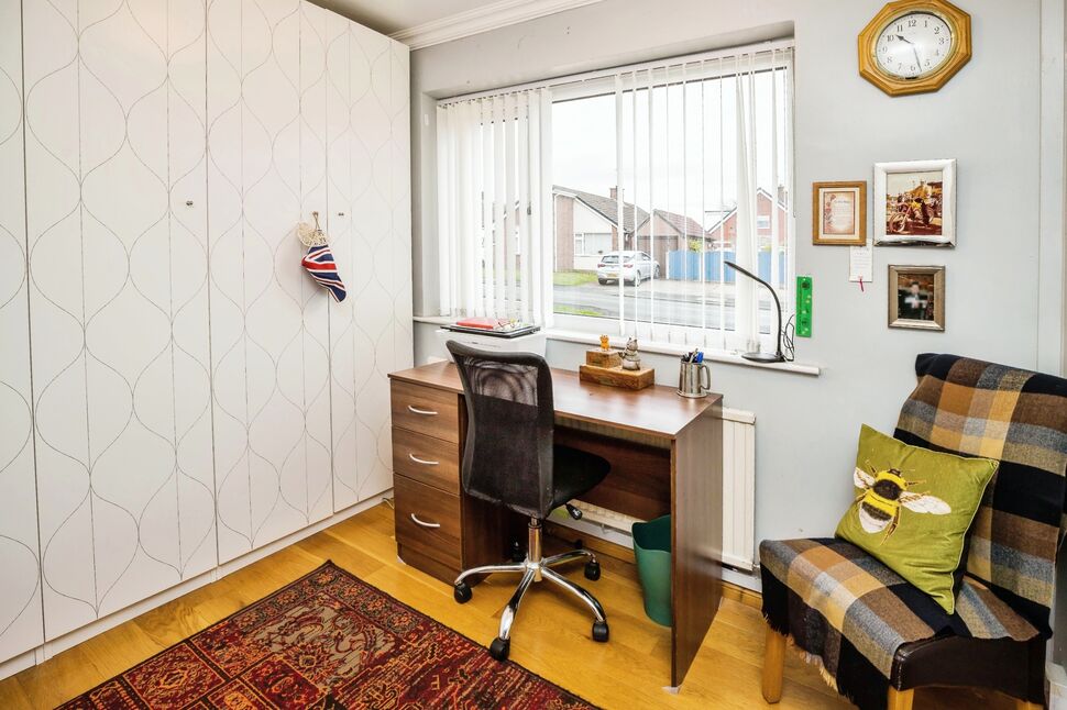 3 bedroom Detached House for sale, Rosehill Avenue, Whittington, SY11