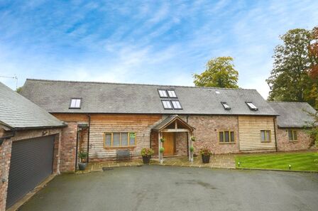Gledrid, 5 bedroom Detached House for sale, £699,950