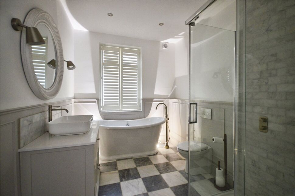 Bath / Shower Room