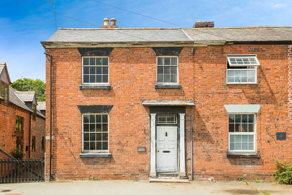 3 bedroom End Terrace House for sale